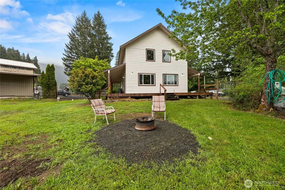 126 Tahoma Street W Packwood, WA 98361