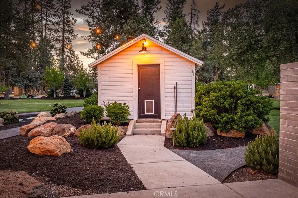 17186 Highway 126 Other, CA 97759