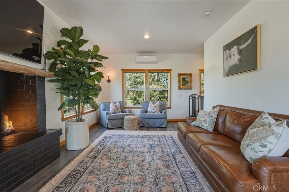 17186 Highway 126 Other, CA 97759