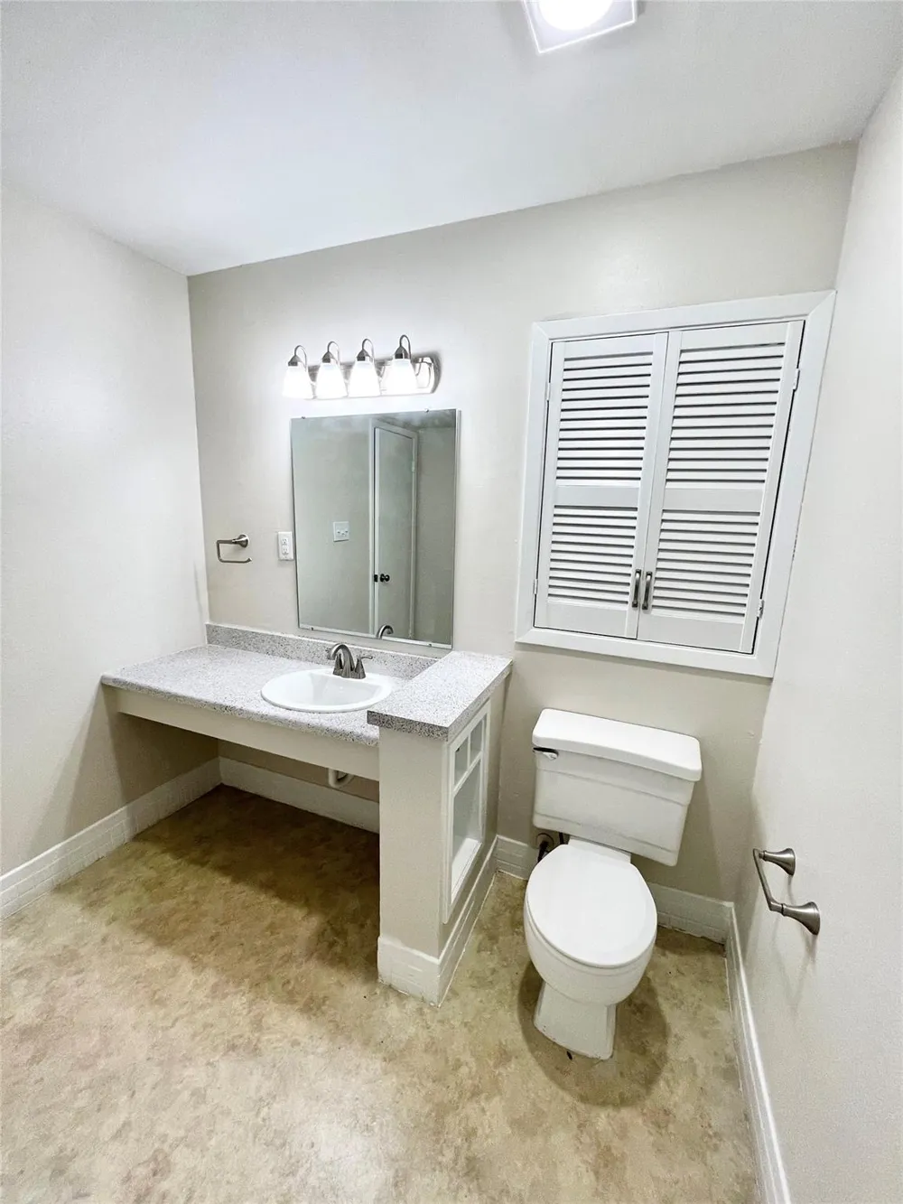 2400 5th Street #21 Bay City, TX 77414