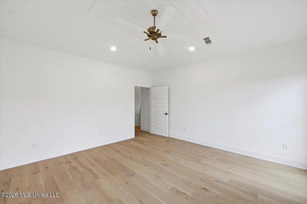 619 Dry Creek Road Magee, MS 39111