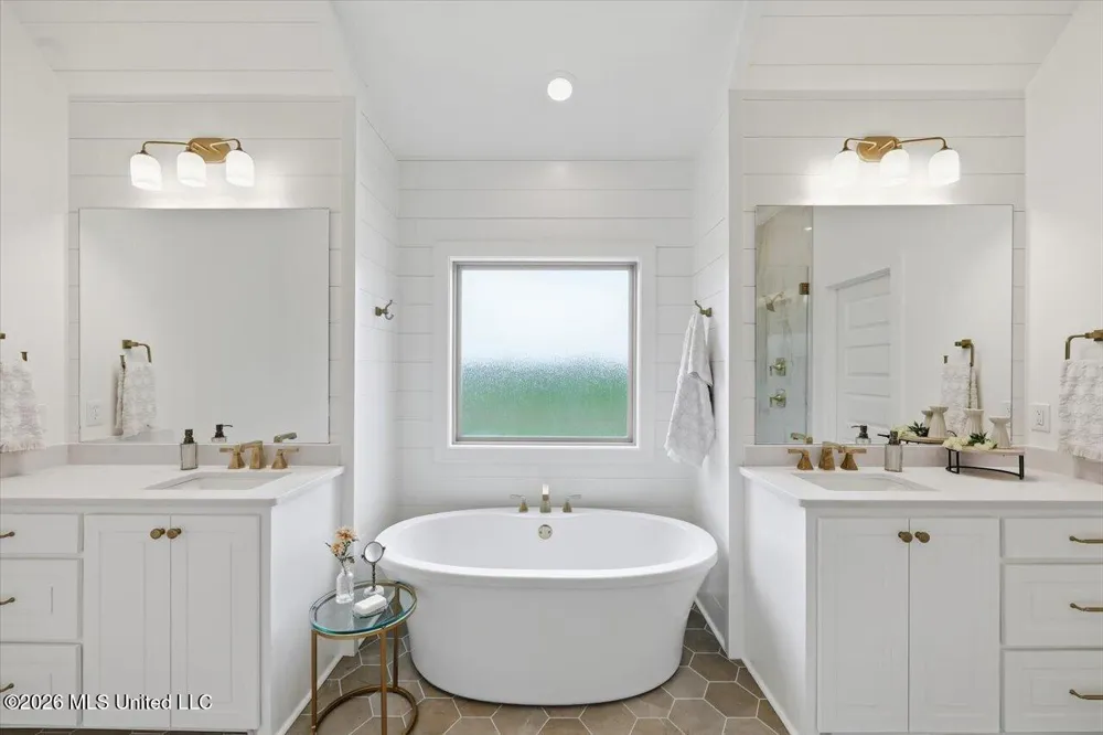 619 Dry Creek Road Magee, MS 39111