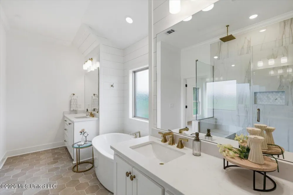 619 Dry Creek Road Magee, MS 39111