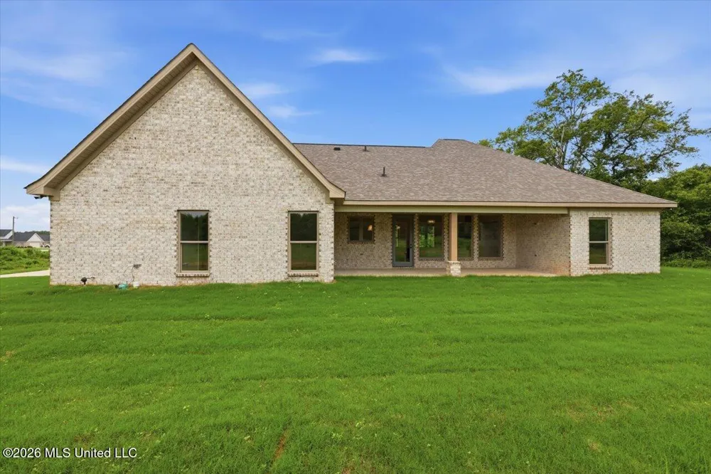 619 Dry Creek Road Magee, MS 39111