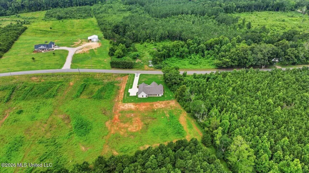 619 Dry Creek Road Magee, MS 39111