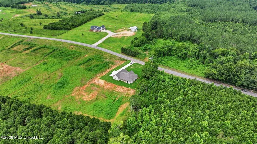 619 Dry Creek Road Magee, MS 39111