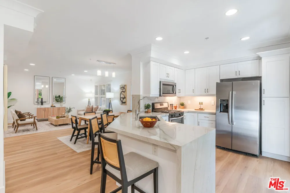 6020 Seabluff Drive #114 Playa Vista, CA 90094