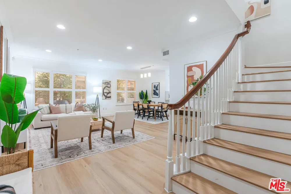 6020 Seabluff Drive #114 Playa Vista, CA 90094