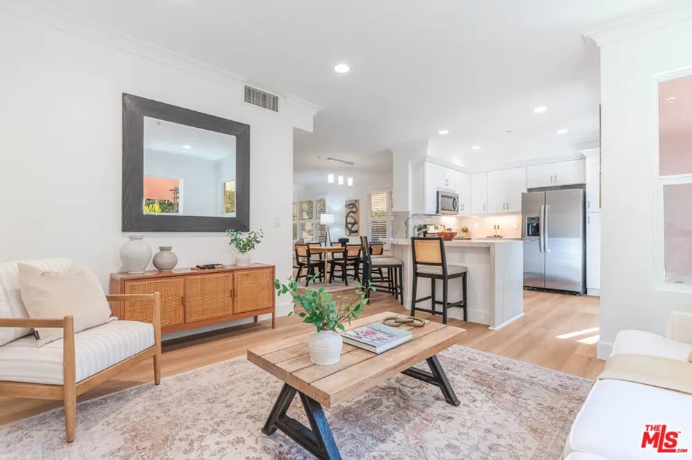 6020 Seabluff Drive #114 Playa Vista, CA 90094