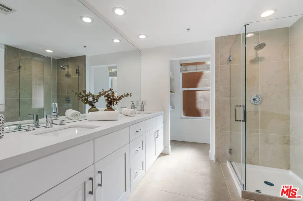 6020 Seabluff Drive #114 Playa Vista, CA 90094