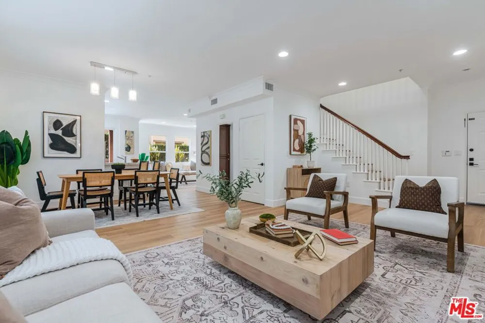 6020 Seabluff Drive #114 Playa Vista, CA 90094