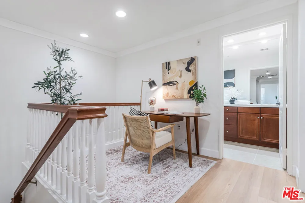 6020 Seabluff Drive #114 Playa Vista, CA 90094