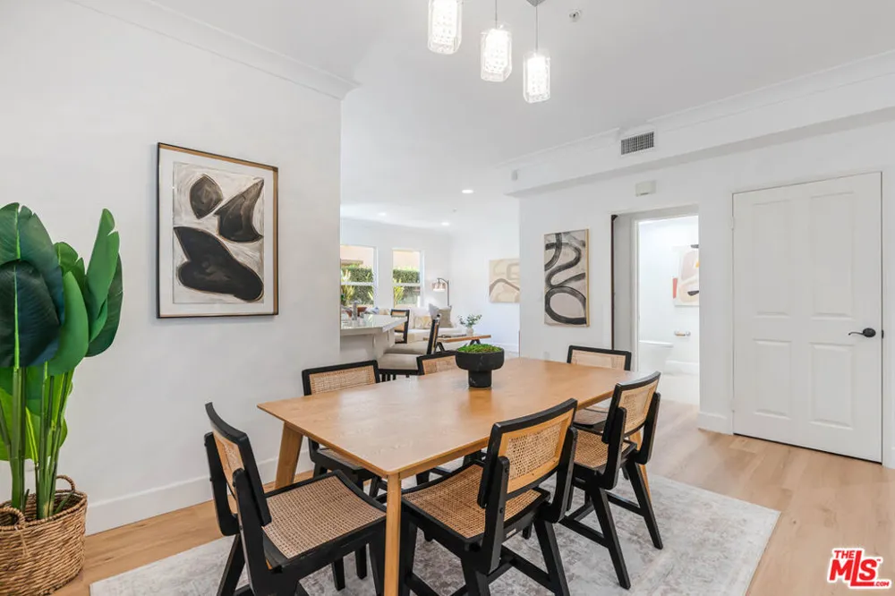 6020 Seabluff Drive #114 Playa Vista, CA 90094