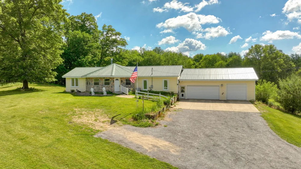 5995 Sandstone Road Sandstone Township, MI 49201