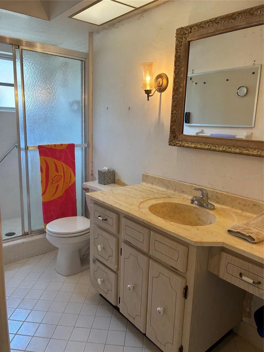 1657 S LAKE AVENUE #1 Clearwater, FL 33756
