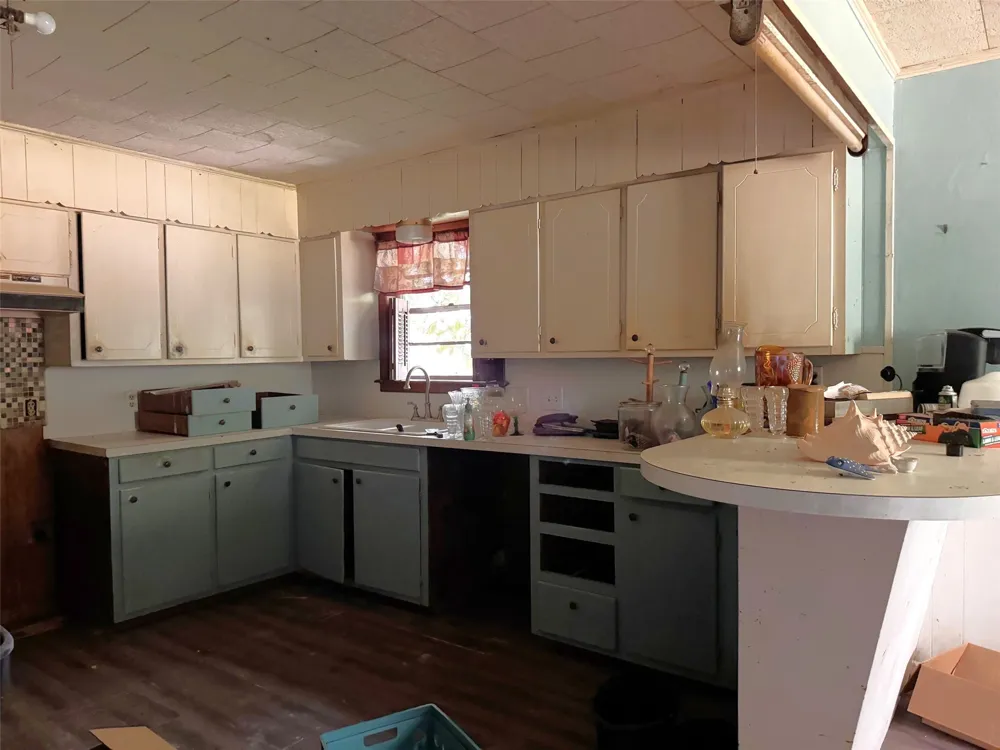 406 Pace Ave. Naples, TX 75568