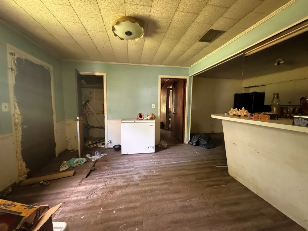 406 Pace Ave. Naples, TX 75568