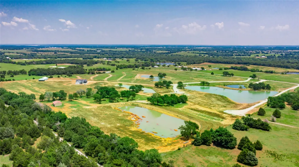 1789 Brumelow Road Whitesboro, TX 76273