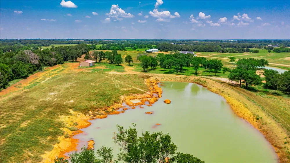 1789 Brumelow Road Whitesboro, TX 76273