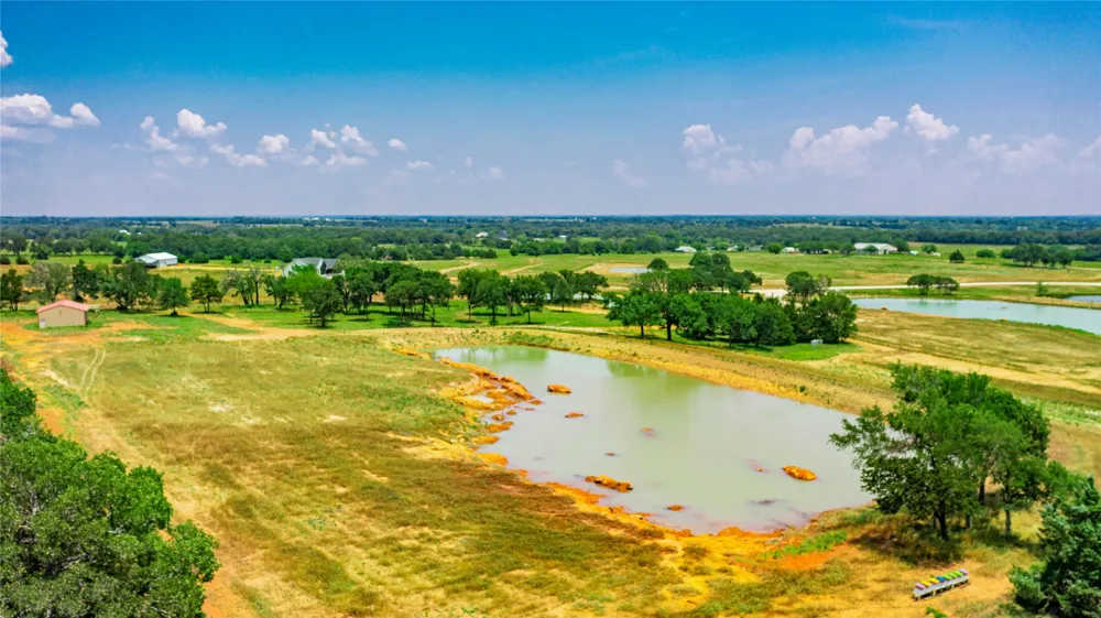 1789 Brumelow Road Whitesboro, TX 76273