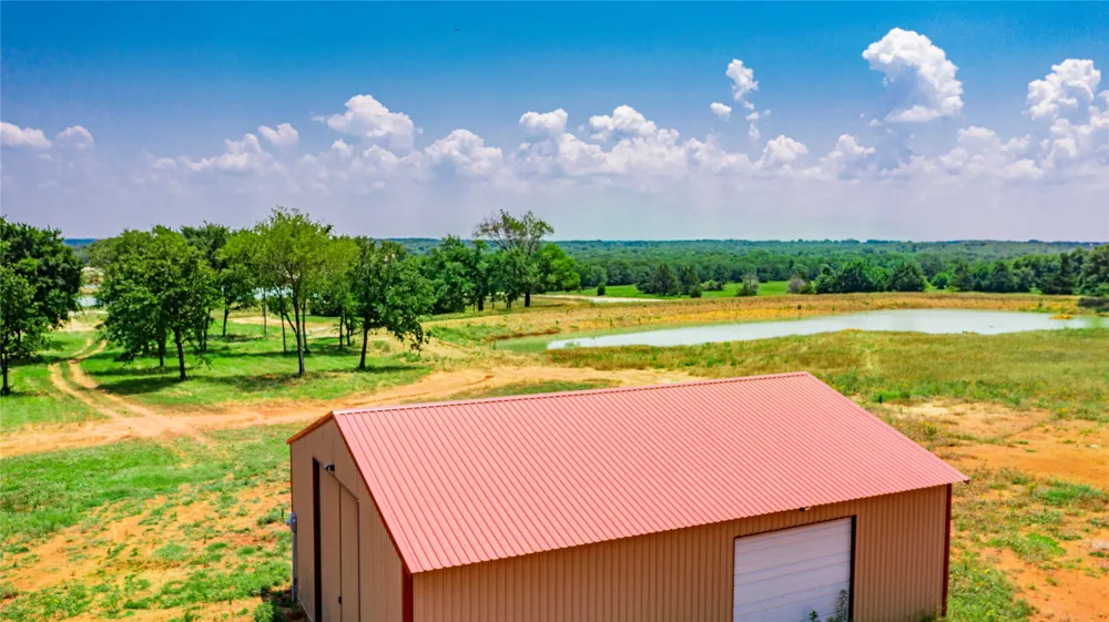 1789 Brumelow Road Whitesboro, TX 76273