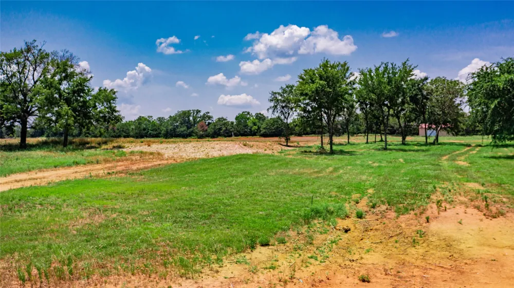 1789 Brumelow Road Whitesboro, TX 76273