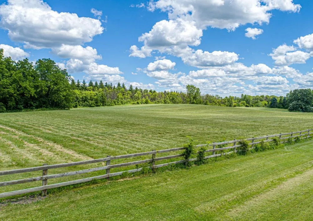 -XXXX Aberdeen Trail Northfield, MN 55057