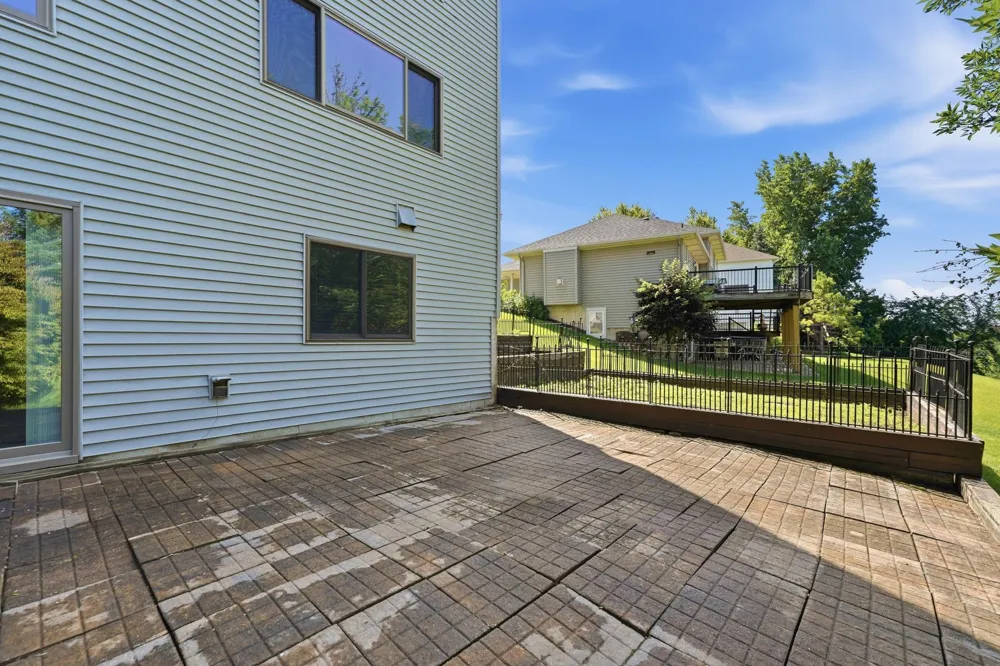 230 Butternut Circle Carver, MN 55315
