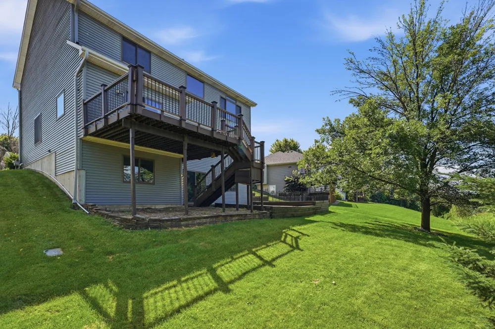 230 Butternut Circle Carver, MN 55315