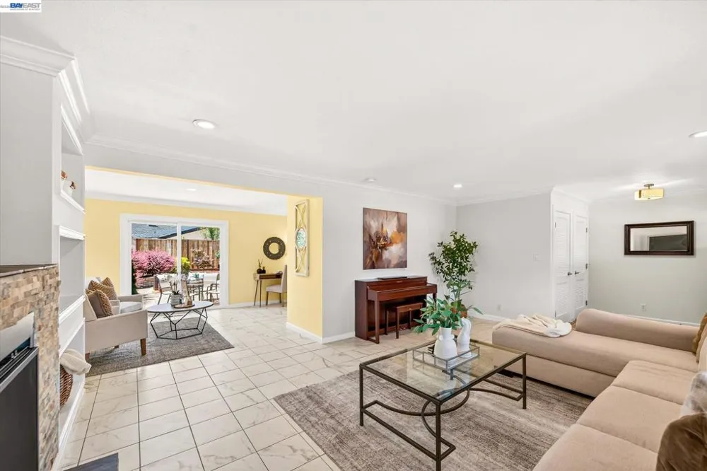 2358 Crestline Rd Pleasanton, CA 94566