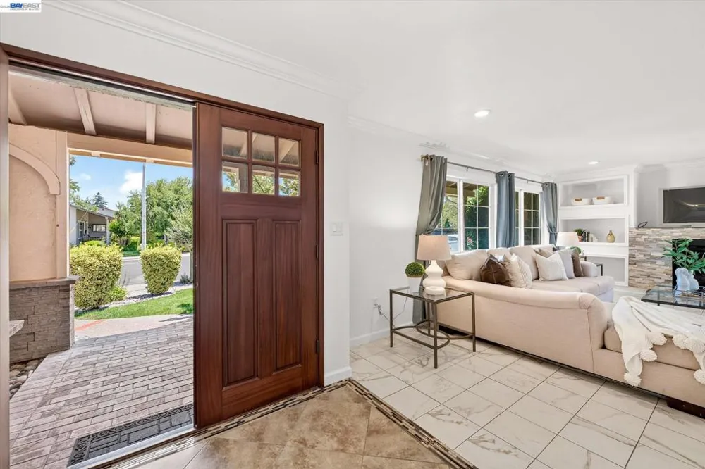 2358 Crestline Rd Pleasanton, CA 94566