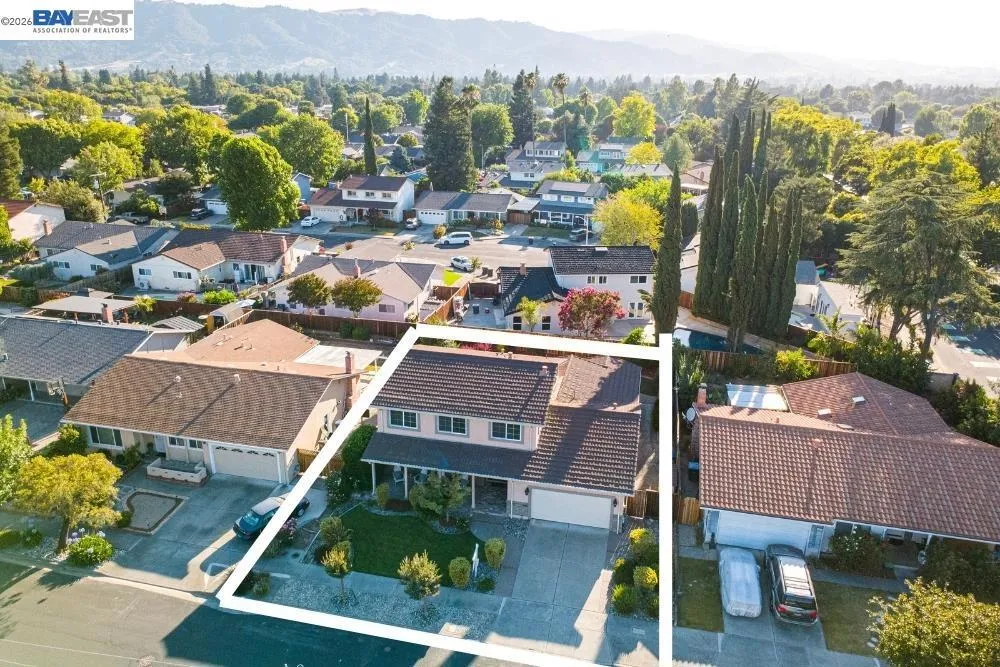 2358 Crestline Rd Pleasanton, CA 94566