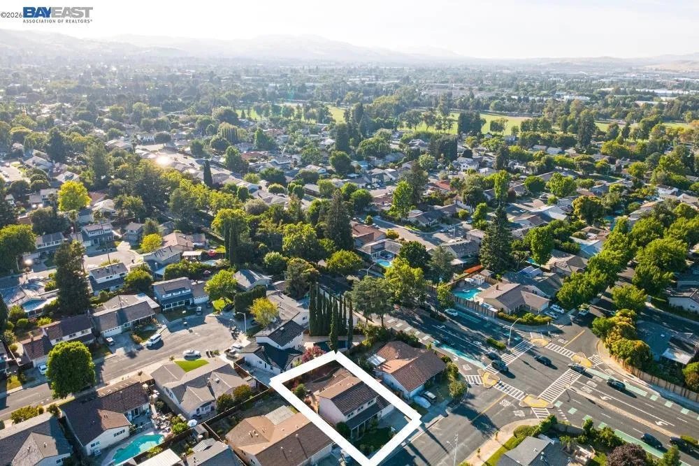 2358 Crestline Rd Pleasanton, CA 94566
