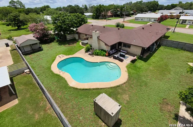 717 E. Brazos Pearsall, TX 78061