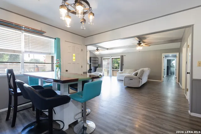 717 E. Brazos Pearsall, TX 78061
