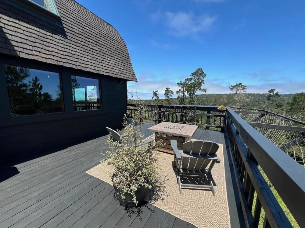 24312 San Juan Road Carmel, CA 93923