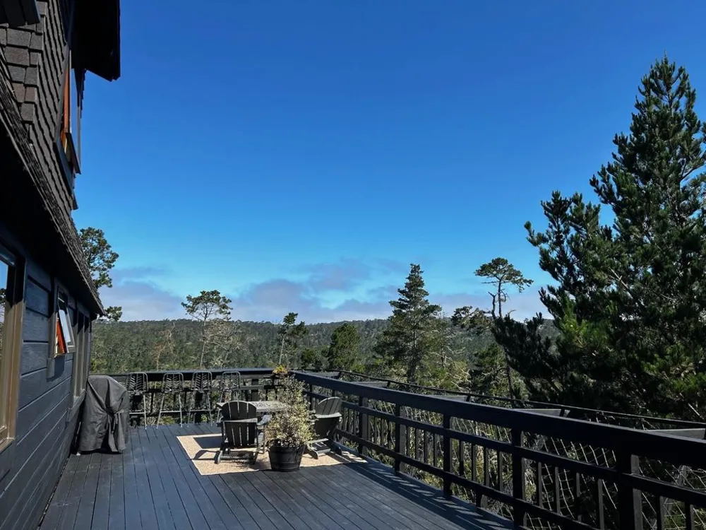 24312 San Juan Road Carmel, CA 93923