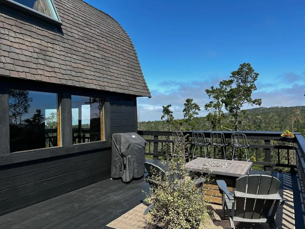 24312 San Juan Road Carmel, CA 93923