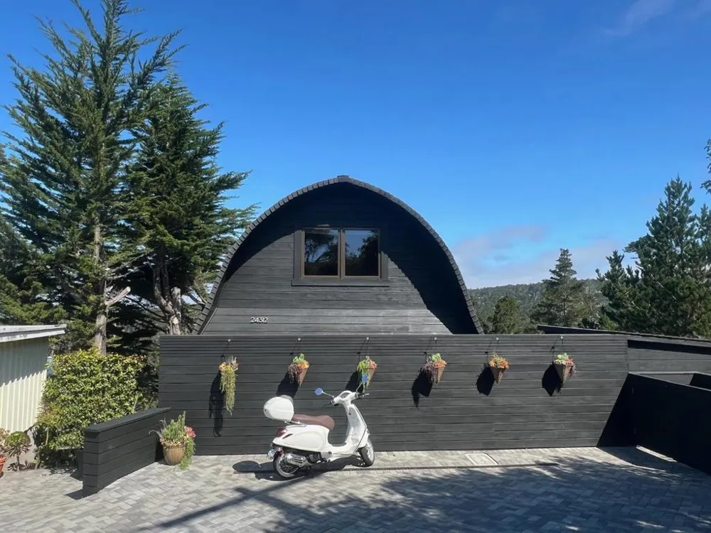 24312 San Juan Road Carmel, CA 93923