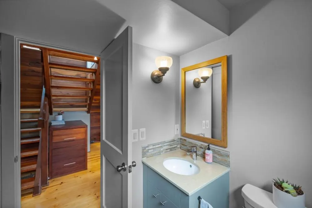 24312 San Juan Road Carmel, CA 93923