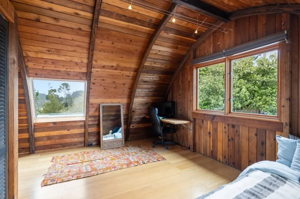24312 San Juan Road Carmel, CA 93923