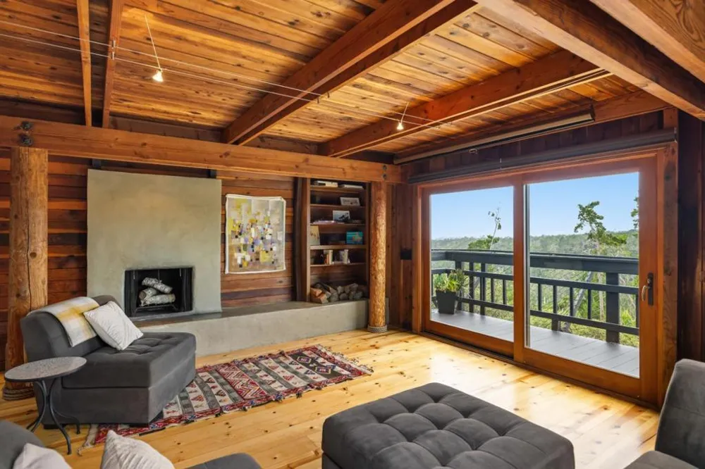 24312 San Juan Road Carmel, CA 93923