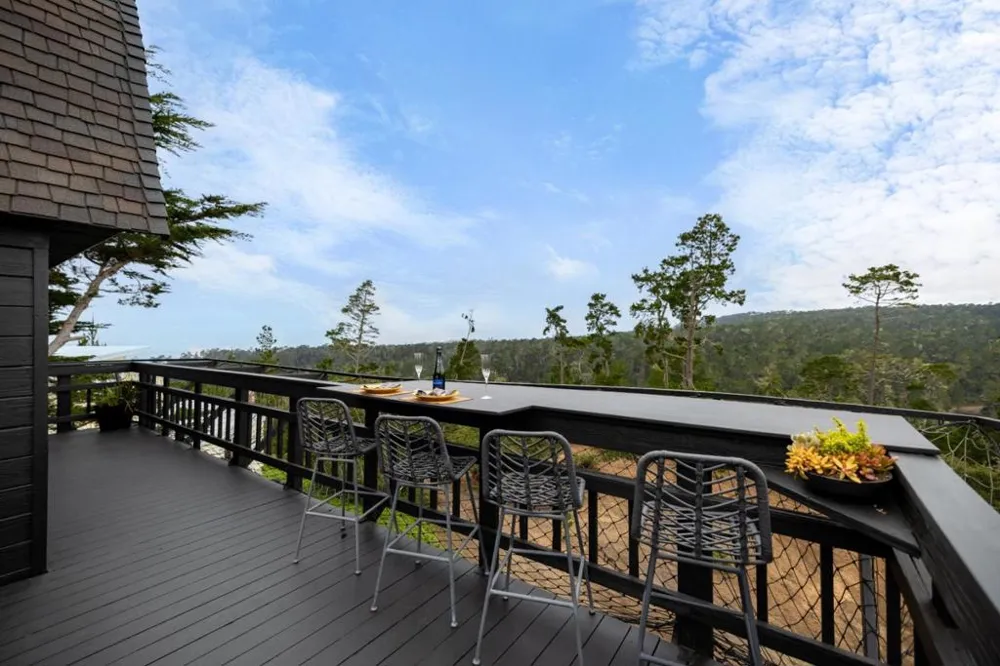 24312 San Juan Road Carmel, CA 93923