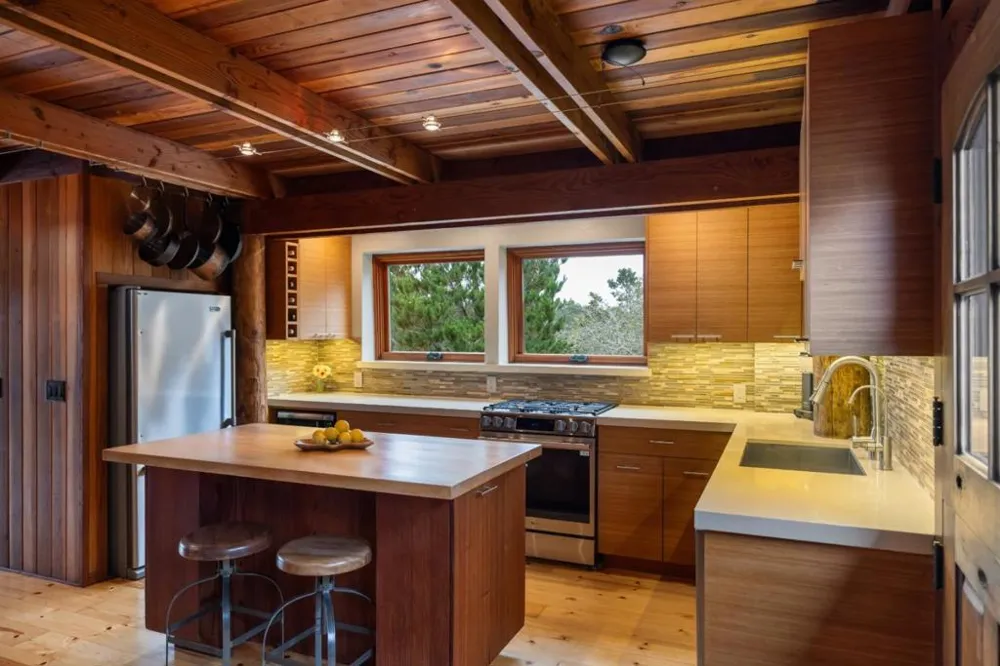 24312 San Juan Road Carmel, CA 93923