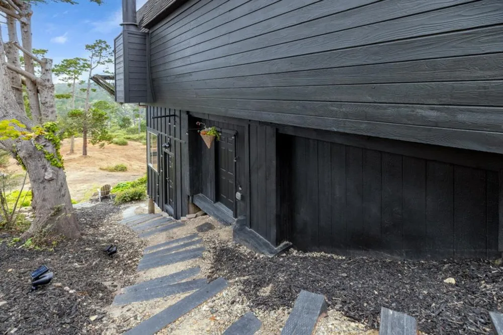 24312 San Juan Road Carmel, CA 93923
