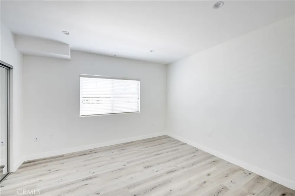 14526 Hartland Street #103 Van Nuys, CA 91405