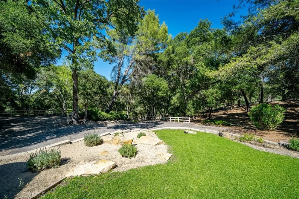 1731 San Fernando Road Atascadero, CA 93422