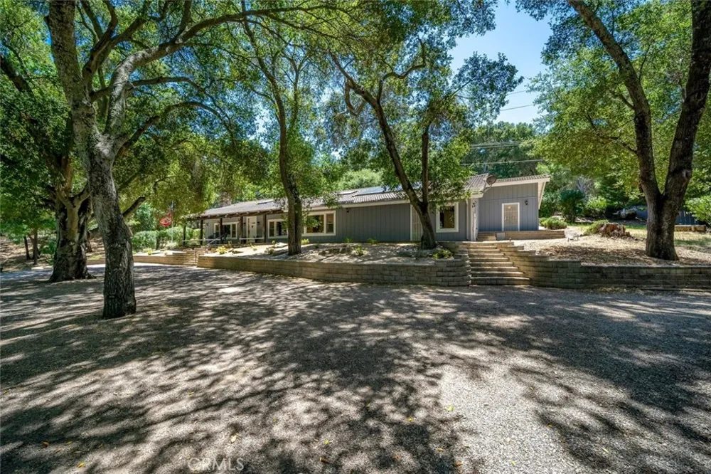 1731 San Fernando Road Atascadero, CA 93422