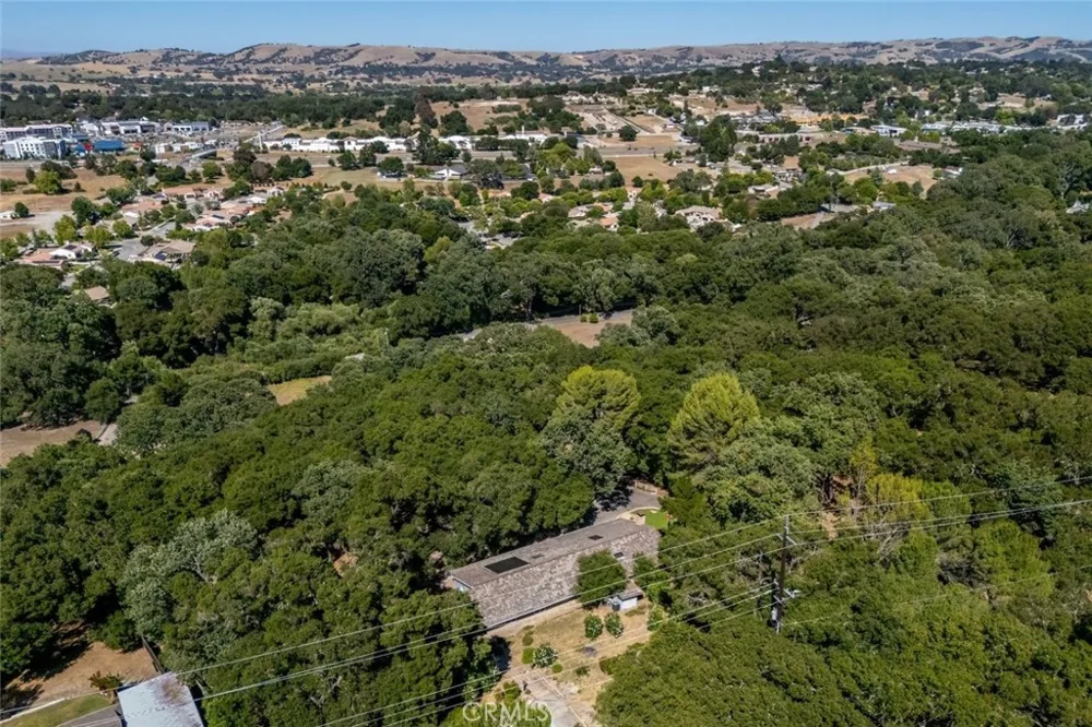 1731 San Fernando Road Atascadero, CA 93422