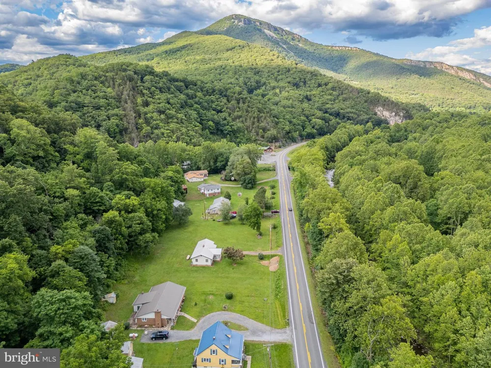 8462 FORK HIGHWAY Cabins, WV 26855